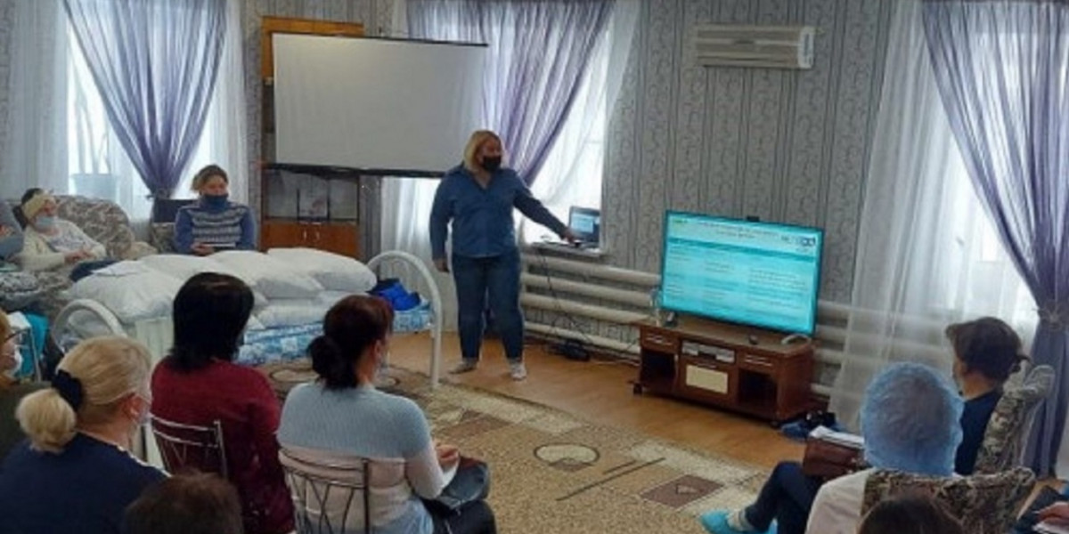 Свыше 17 тысяч дончан обучились уходу за престарелыми и инвалидами https://www.donland.ru