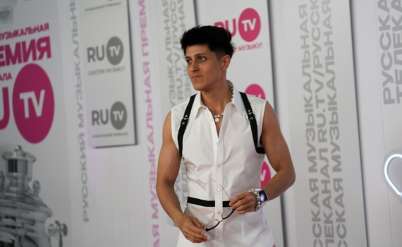 Арабские ароматы, которые меняют впечатление о мужчине за 5 минут: восточный шлейф стиля и неотразимость Арабские ароматы, которые меняют впечатление о мужчине за 5 минут: восточный шлейф стиля и неотразимость