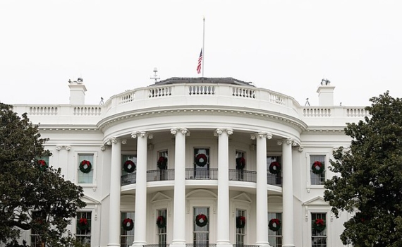 Офис президента Украины представляет жесткие переговоры с Трампом как триумф Зеленского Офис президента Украины представляет жесткие переговоры с Трампом как триумф Зеленского